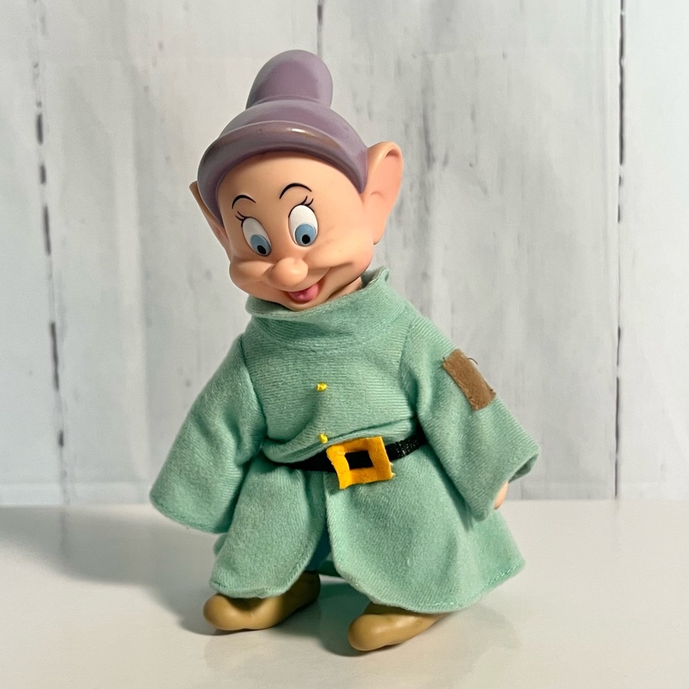 VTG 1990s Disney Applause Snow White Dopey 7" Vinyl Face Plush Doll Figurine